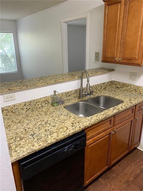 4720 Walden Circle - Photo 6