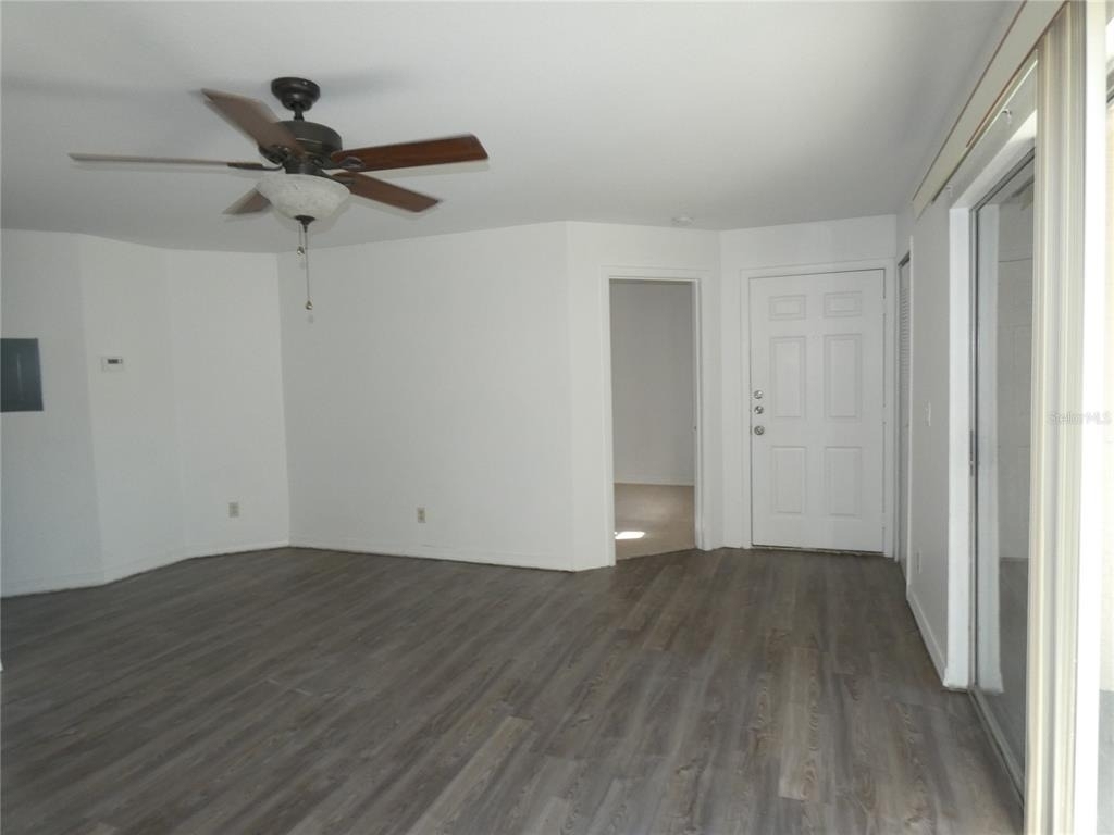 4720 Walden Circle - Photo 3