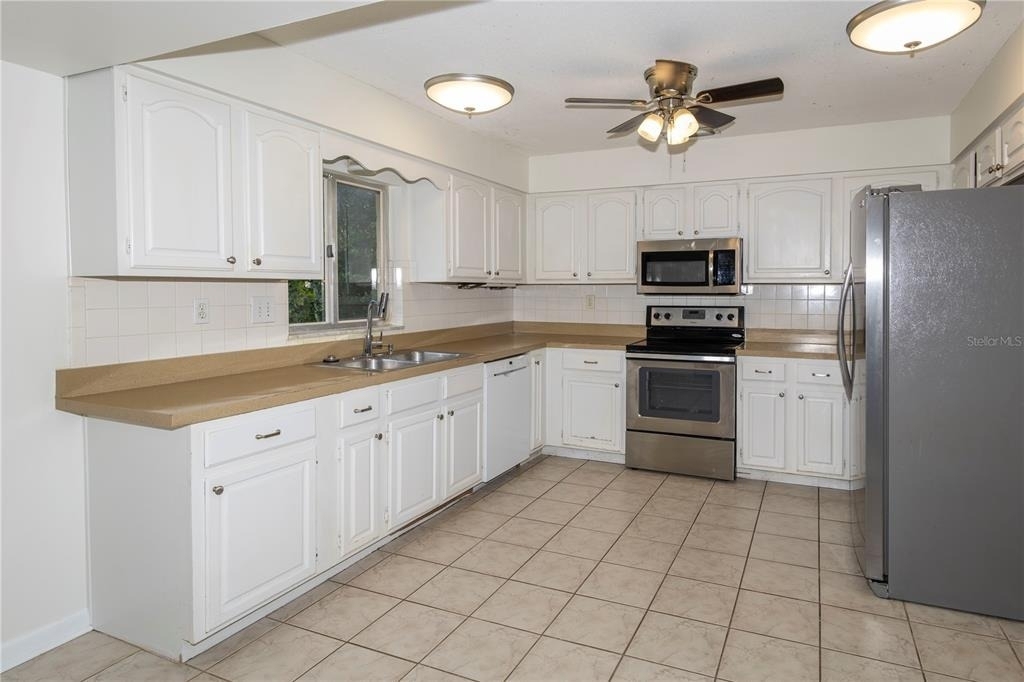 408 London Road - Photo 8