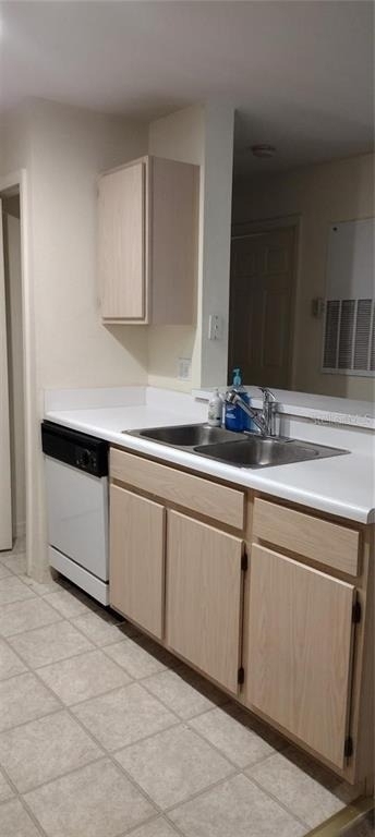 5459 Vineland Road - Photo 2