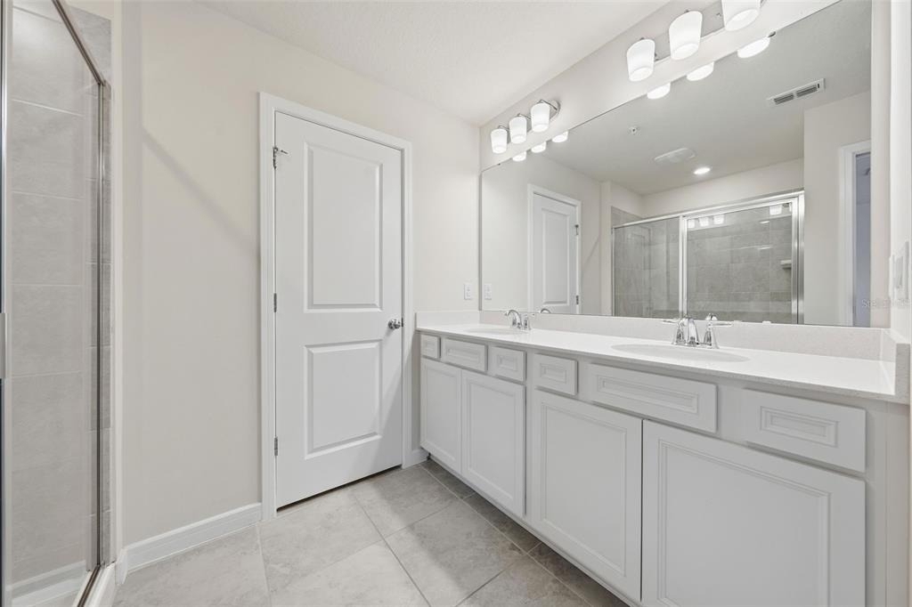 5586 Pineland Run - Photo 17