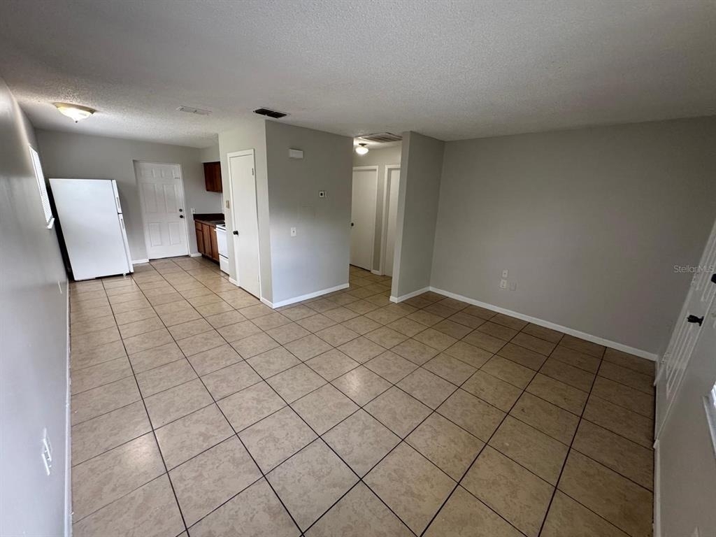 38731 Alston Avenue - Photo 3