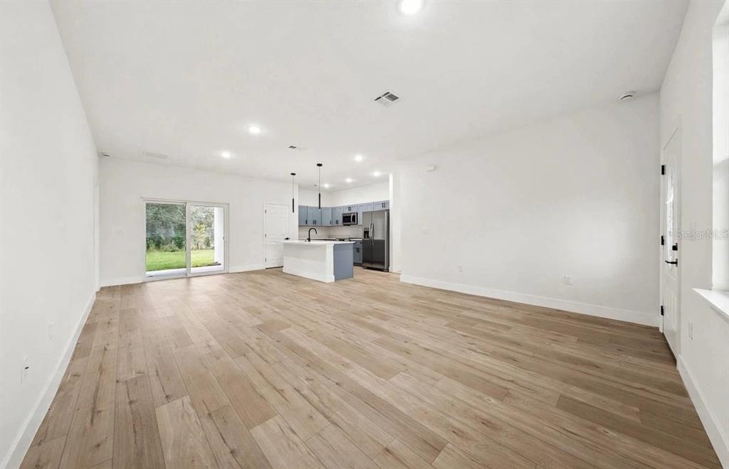 3416 W Eunice Dr - Photo 1