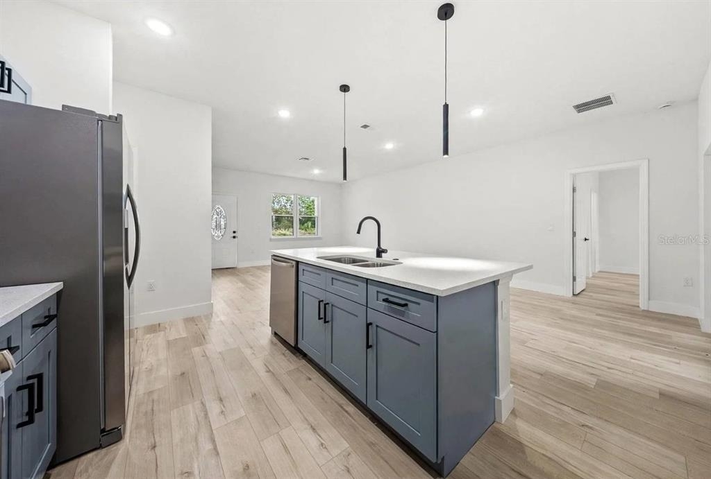 3416 W Eunice Dr - Photo 2