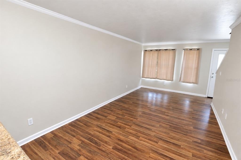 630 Sw 10th Lane - Photo 1