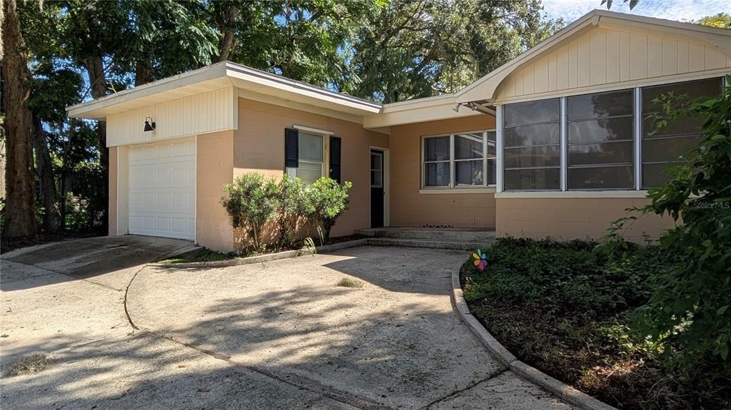 2469 Broadvue Avenue - Photo 3