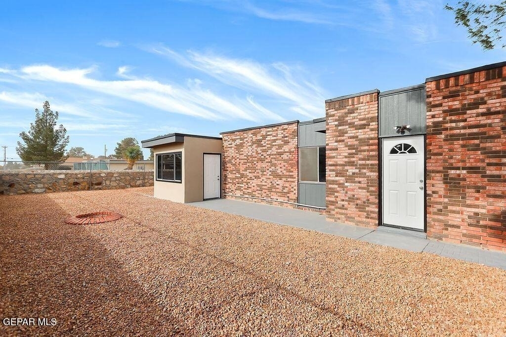 17001 Darrington Road - Photo 24