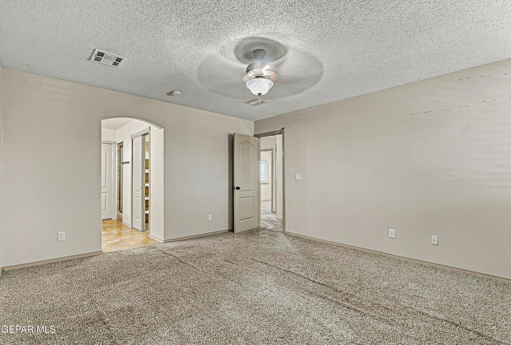 14308 Woods Point Avenue - Photo 7