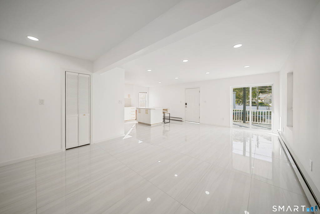 1660 Reservoir Avenue - Photo 3