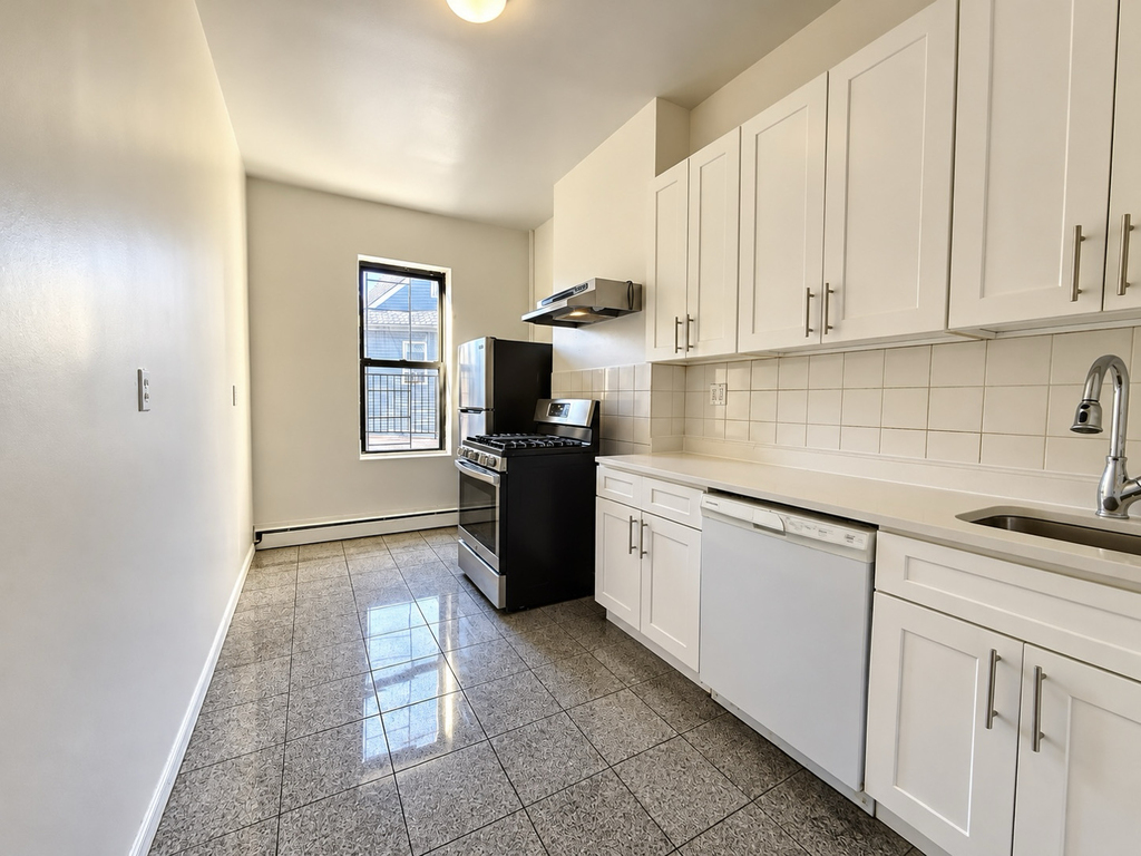 1384 Flatbush Avenue - Photo 11