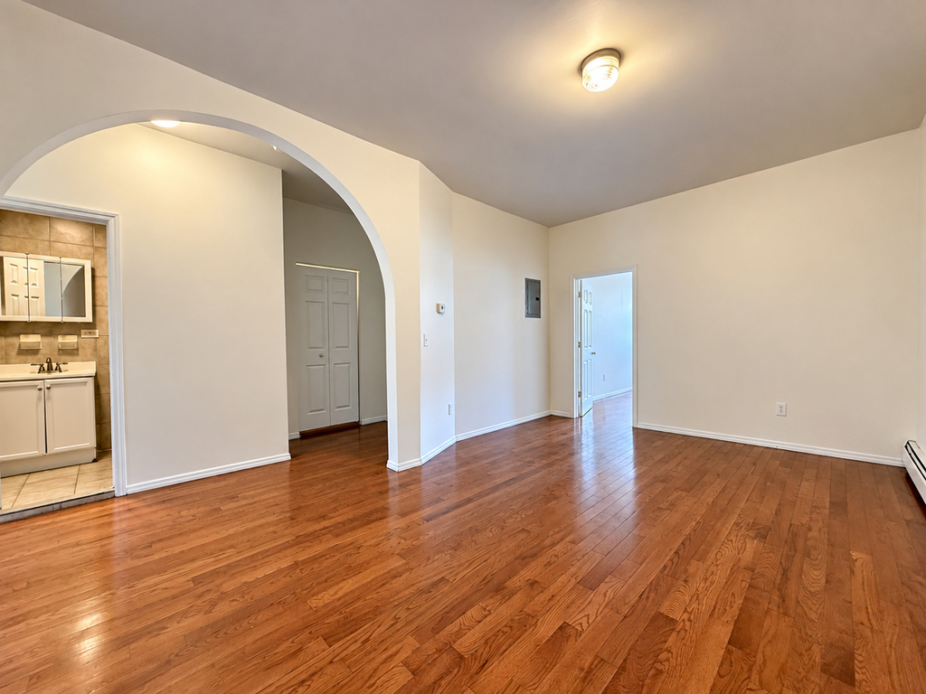 1384 Flatbush Avenue - Photo 4