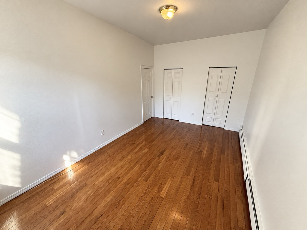 1384 Flatbush Avenue - Photo 3