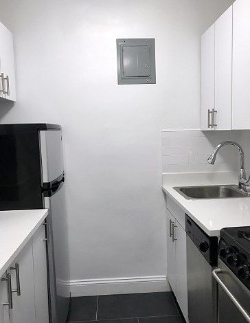 East 35th Street/ 3rd ave - Photo 3
