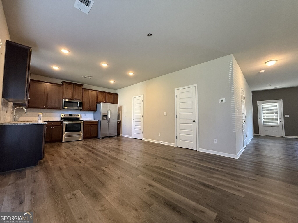 209 Mcginnis Circle - Photo 8