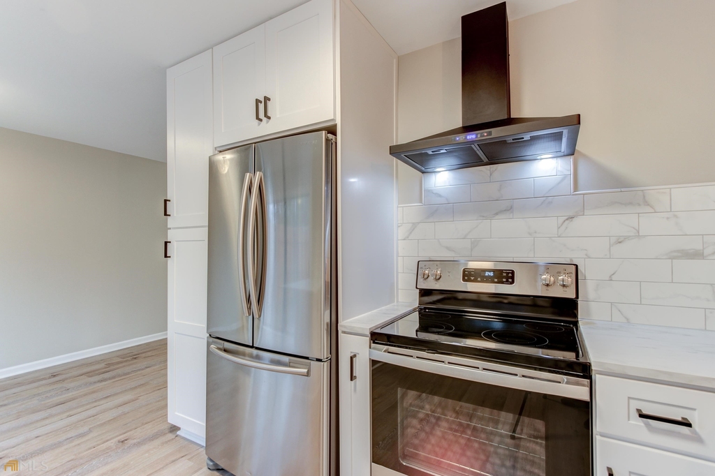48 Clark Street - Photo 9