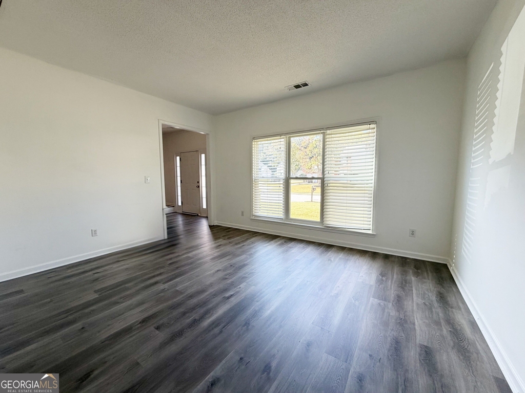 3020 Stanstead Circle - Photo 6
