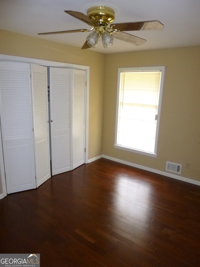 2575 Fox Hall Lane S - Photo 14
