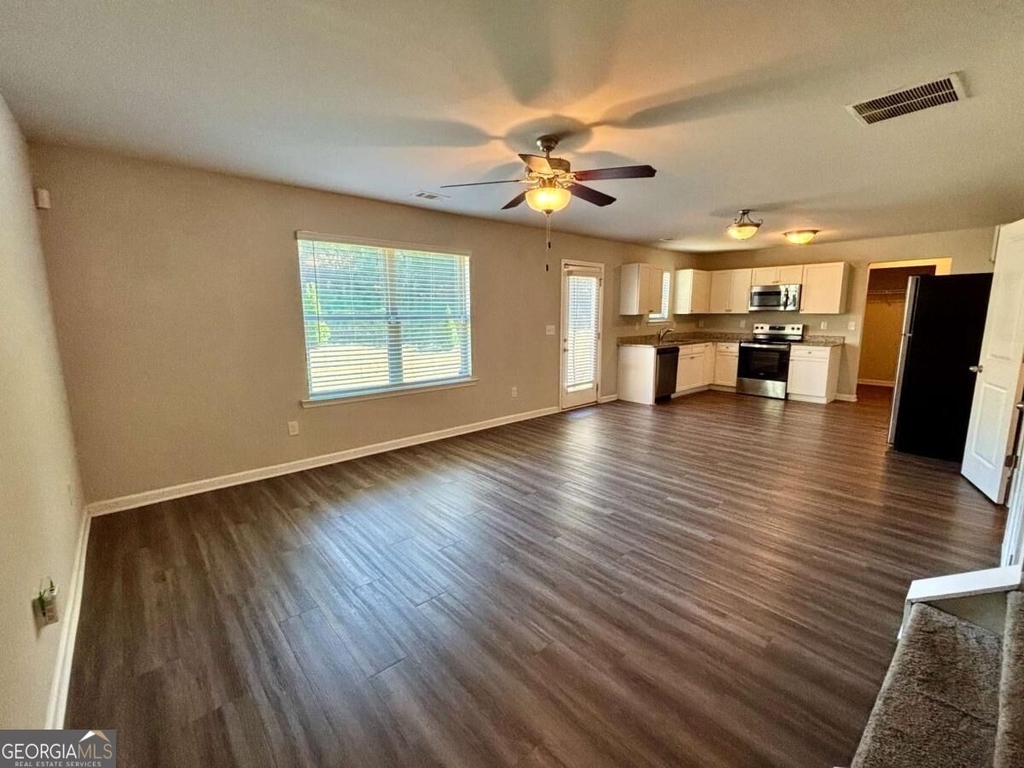 321 Nutwood Trace - Photo 4