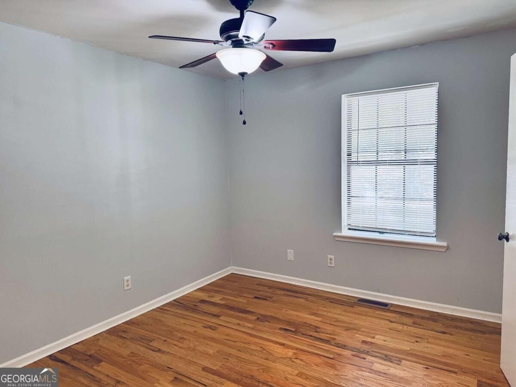 3715 Martin Farm Road - Photo 8