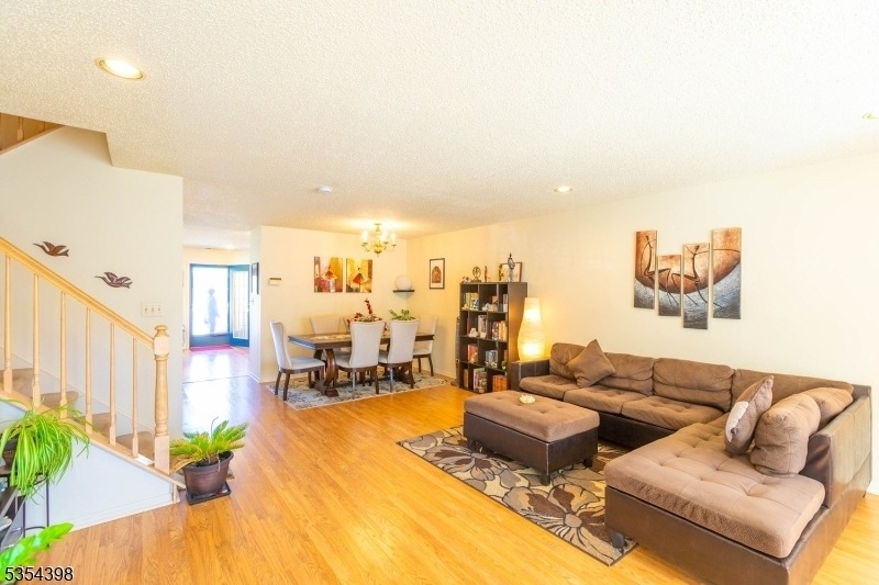 65 Balboa Ln - Photo 4