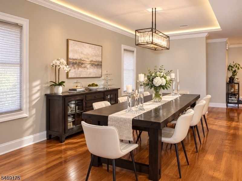 1048 Kensington Ter - Photo 2