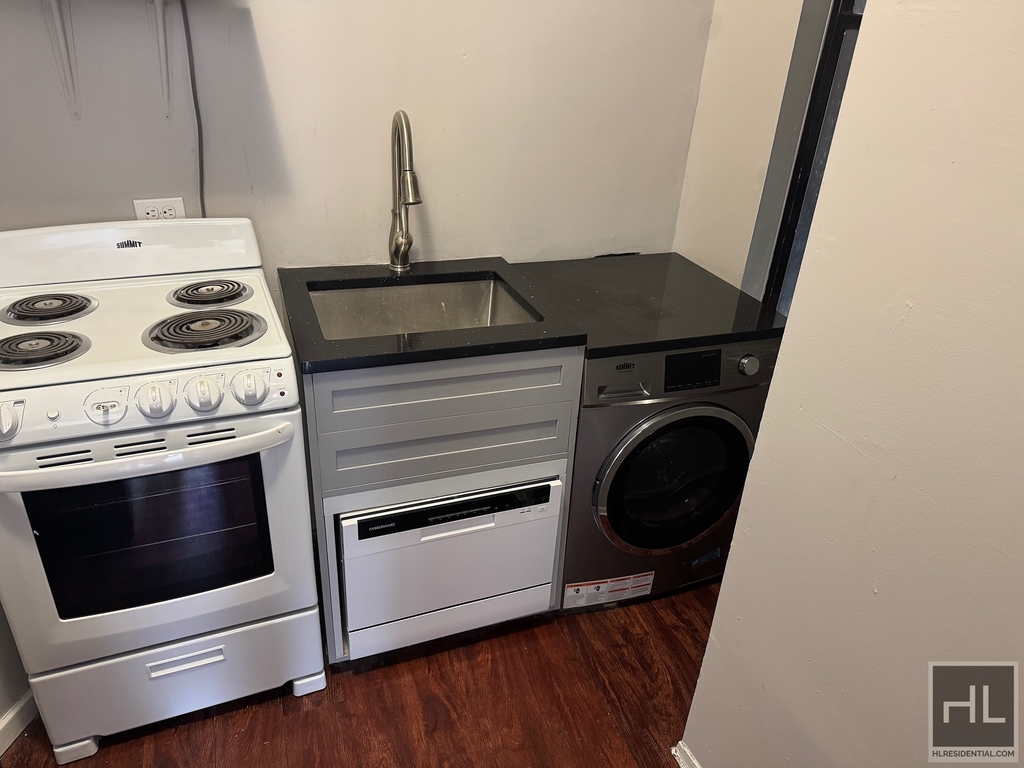 E 102nd St. - Photo 2