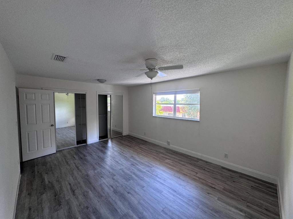 7918 Kimberly Boulevard - Photo 14