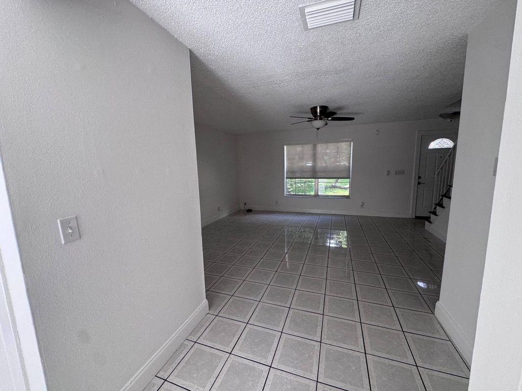7918 Kimberly Boulevard - Photo 2