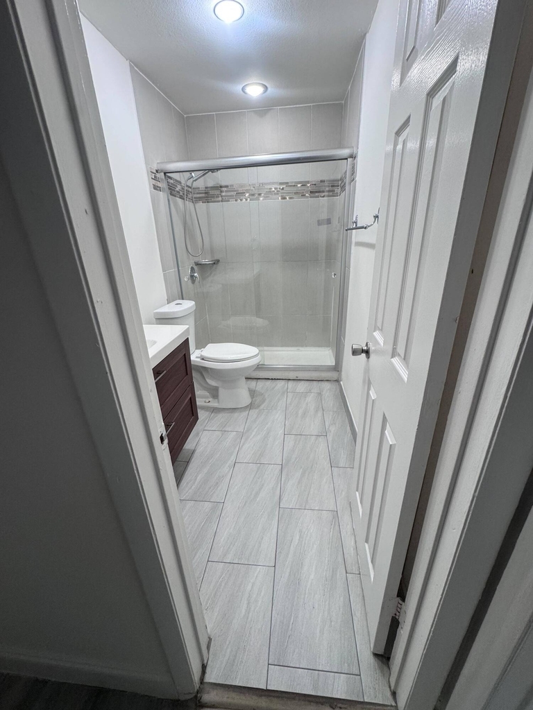 7918 Kimberly Boulevard - Photo 9