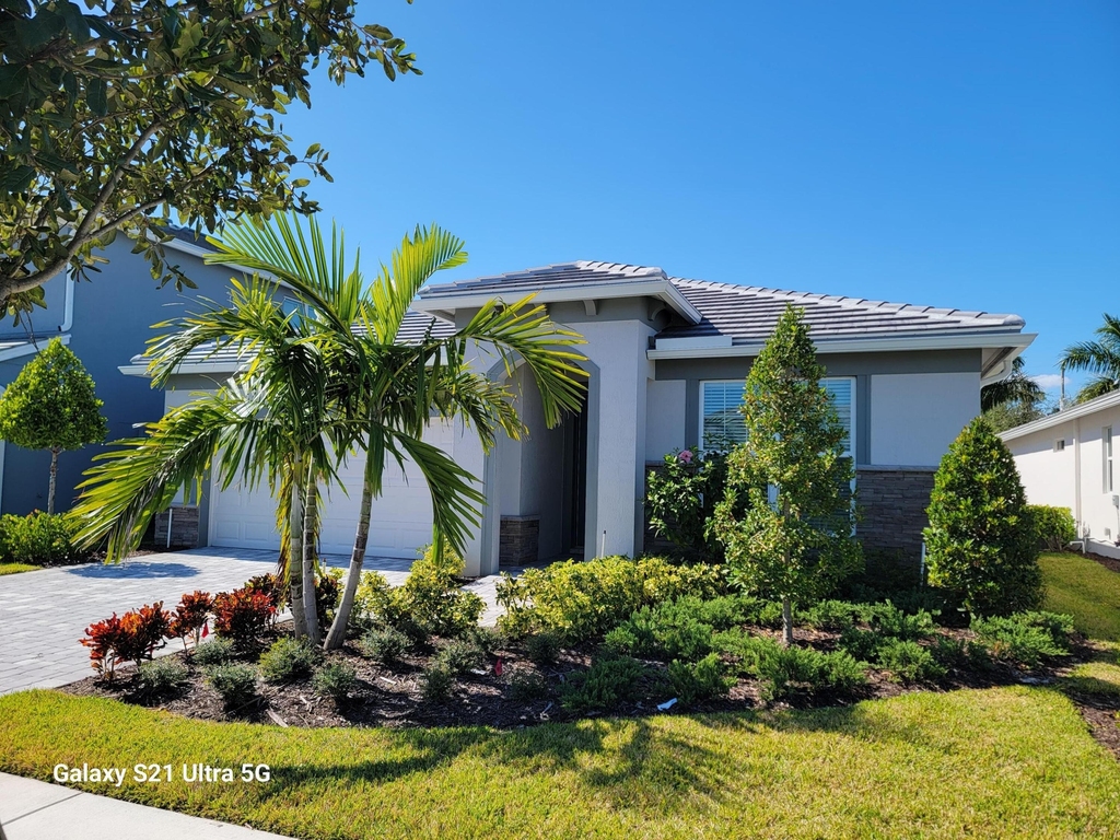8433 Beagle Terrace - Photo 1
