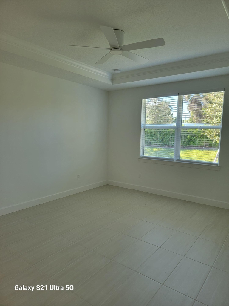 8433 Beagle Terrace - Photo 11