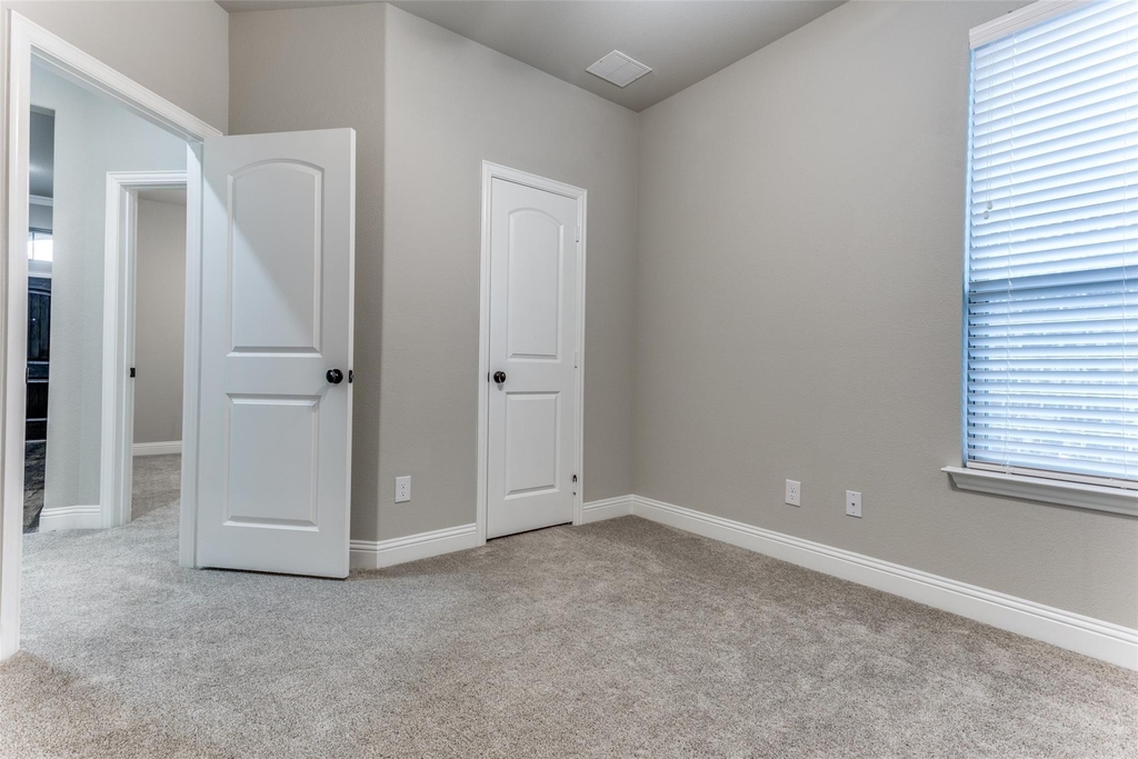506 Weston Street - Photo 4