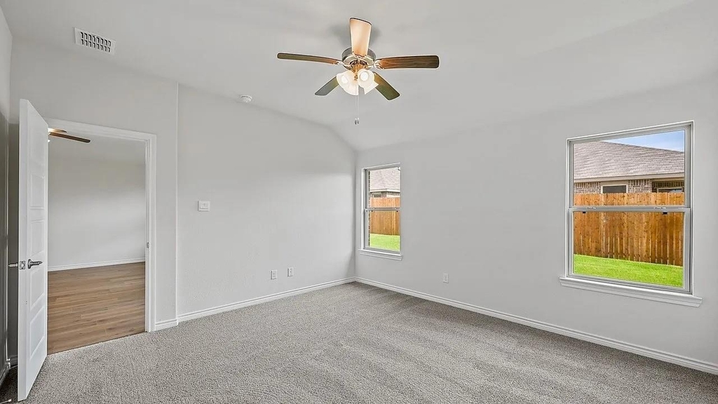 2067 Hearn Drive - Photo 16