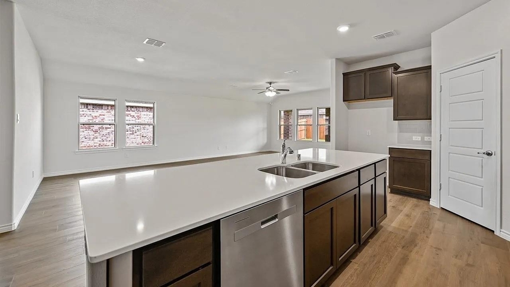 2067 Hearn Drive - Photo 6