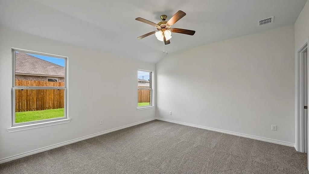 2067 Hearn Drive - Photo 23