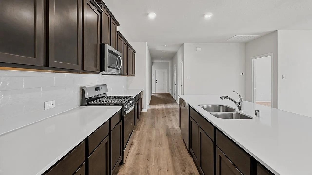 2067 Hearn Drive - Photo 9