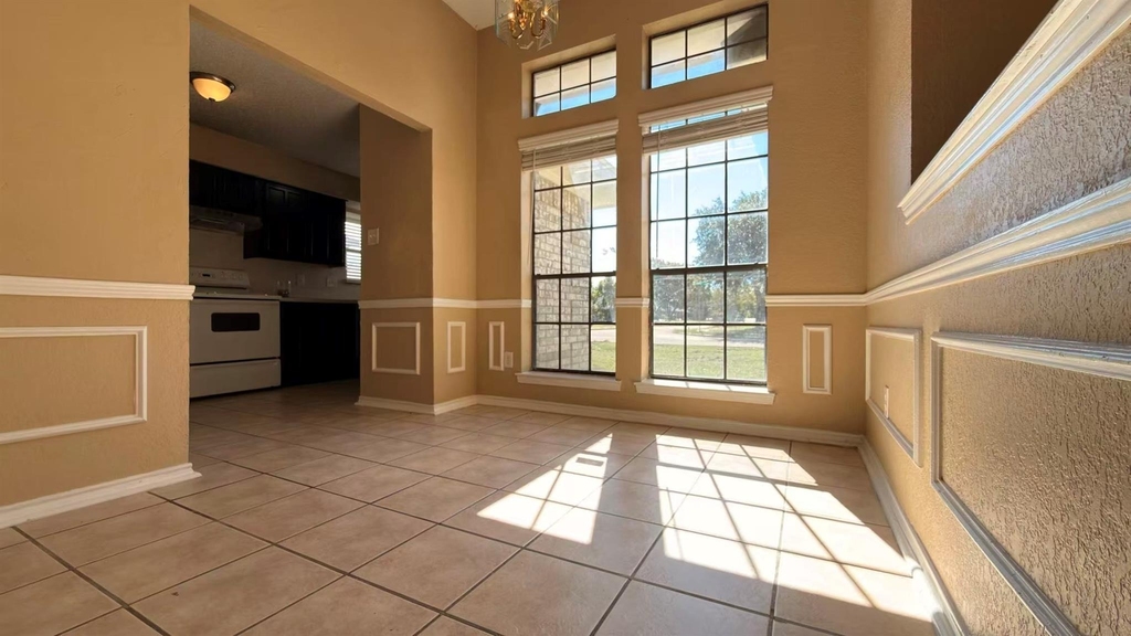 7213 Colgate Lane - Photo 6
