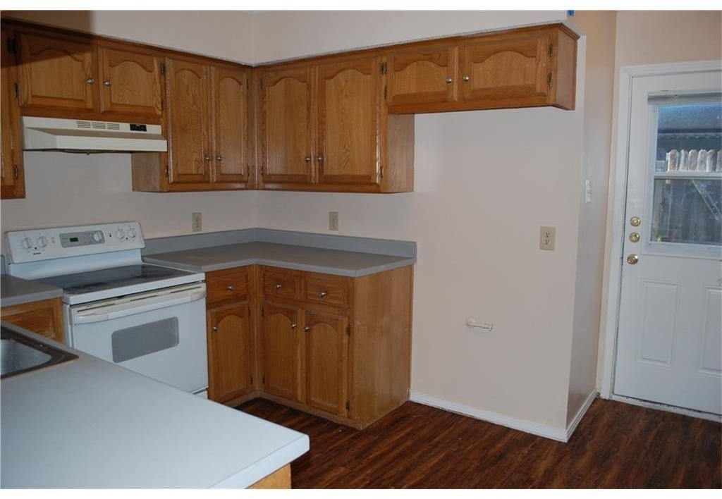 1127 Rimcrest Drive - Photo 10