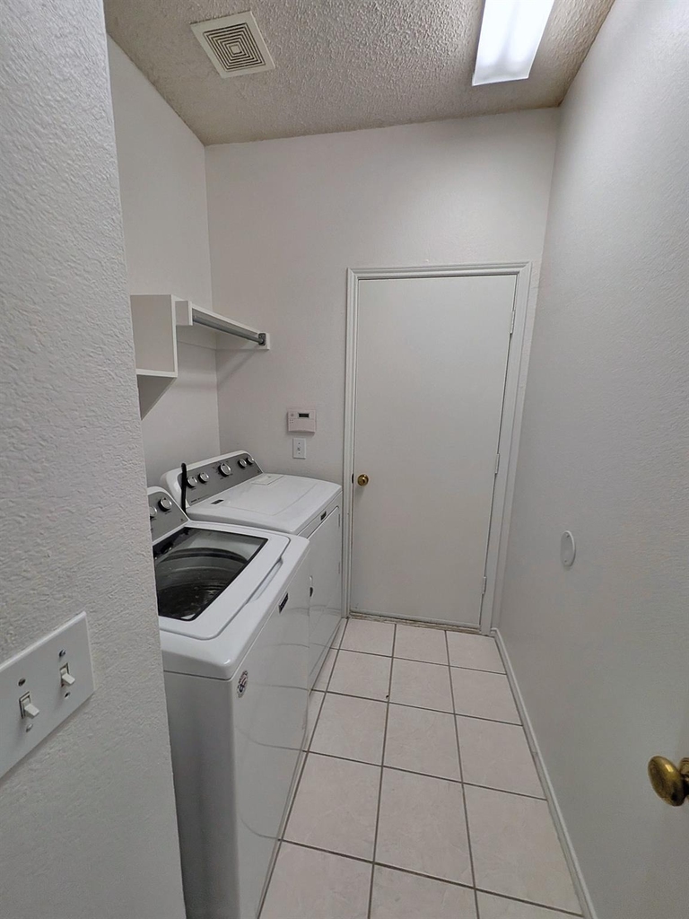 6909 Cinnabar Drive - Photo 36