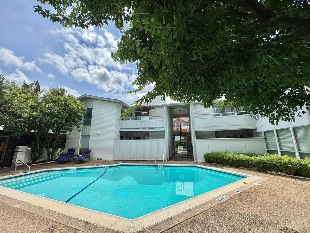 4347 Dickason Avenue - Photo 22
