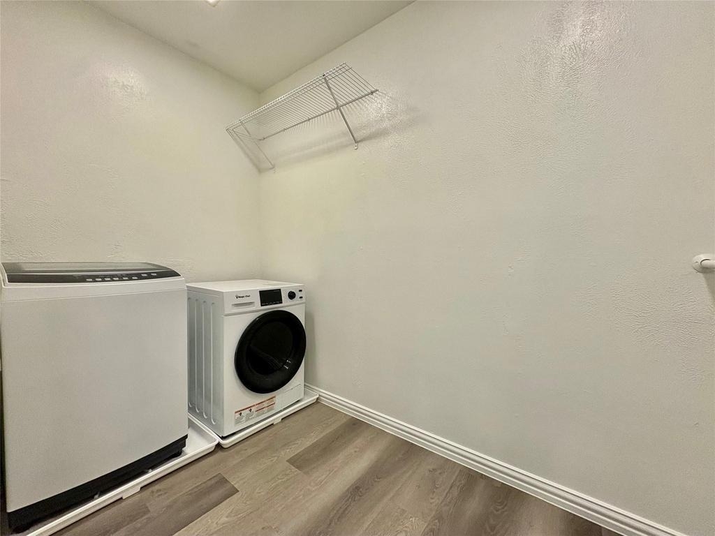 4347 Dickason Avenue - Photo 14
