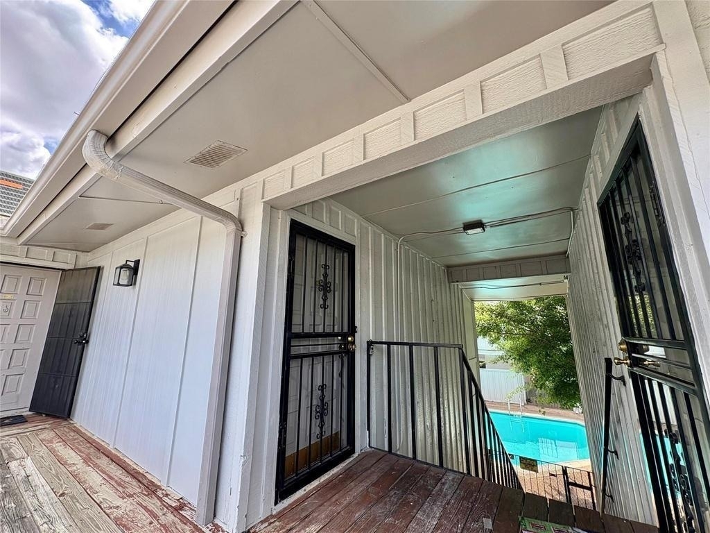 4347 Dickason Avenue - Photo 21