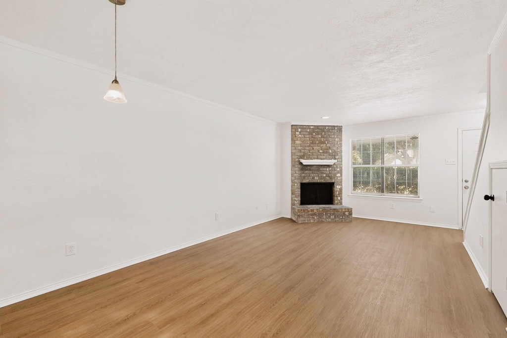 132 Graystone Place - Photo 8