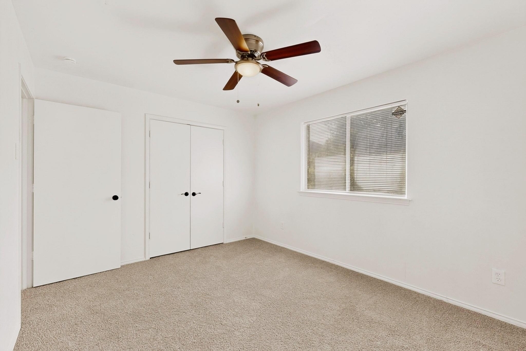 132 Graystone Place - Photo 20