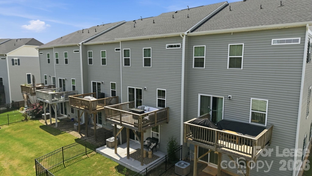 2595 Grantham Place Drive - Photo 35