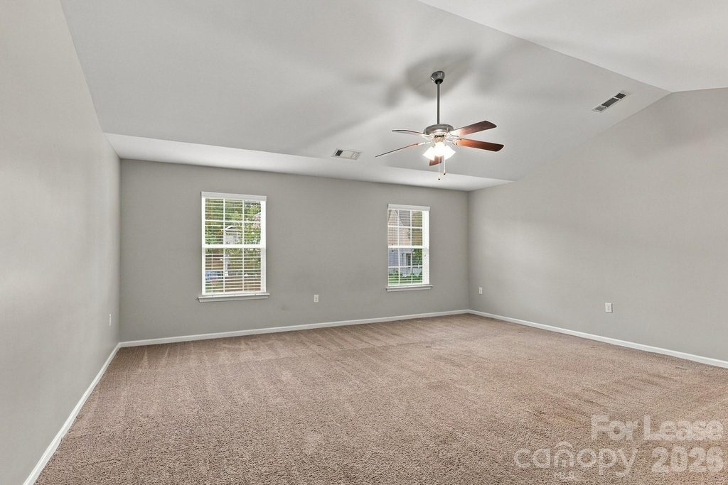 2204 Reid Pointe Avenue - Photo 26