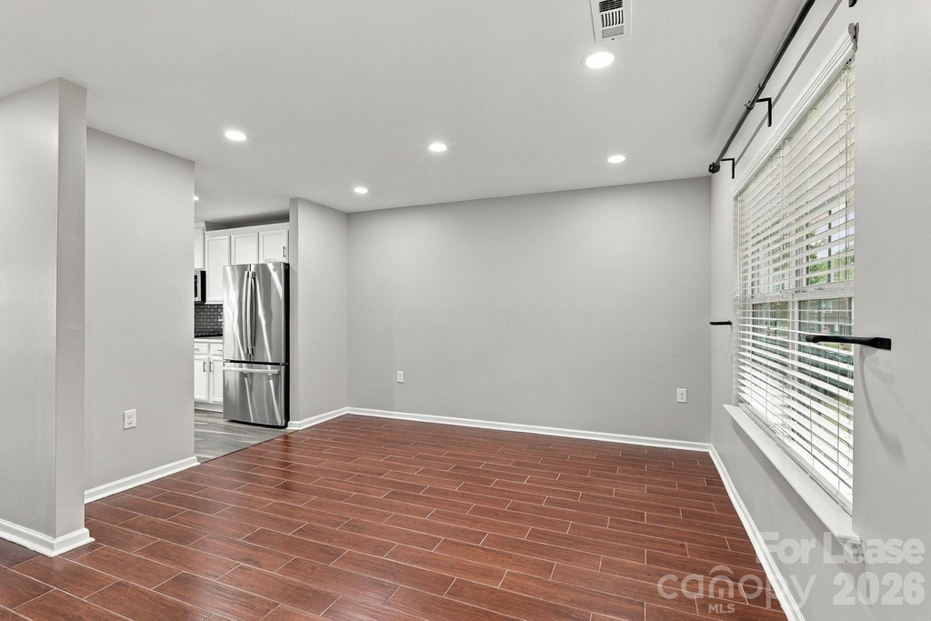 2204 Reid Pointe Avenue - Photo 10