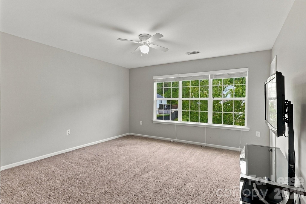 2204 Reid Pointe Avenue - Photo 31