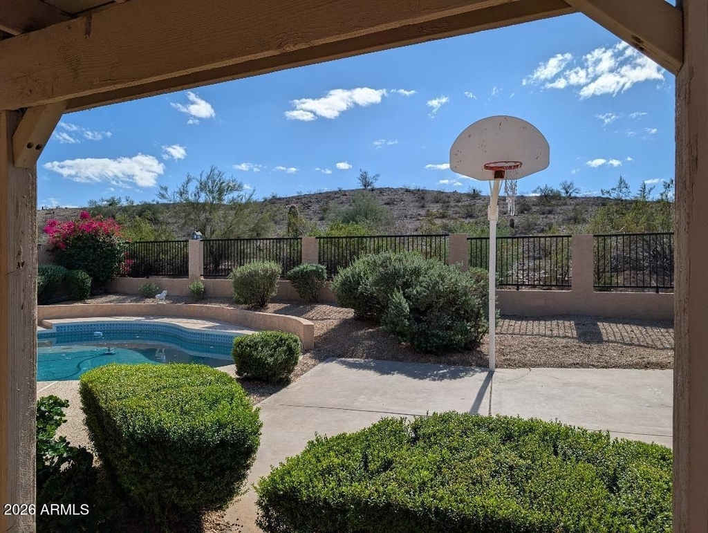 3509 E Rockledge Road - Photo 2