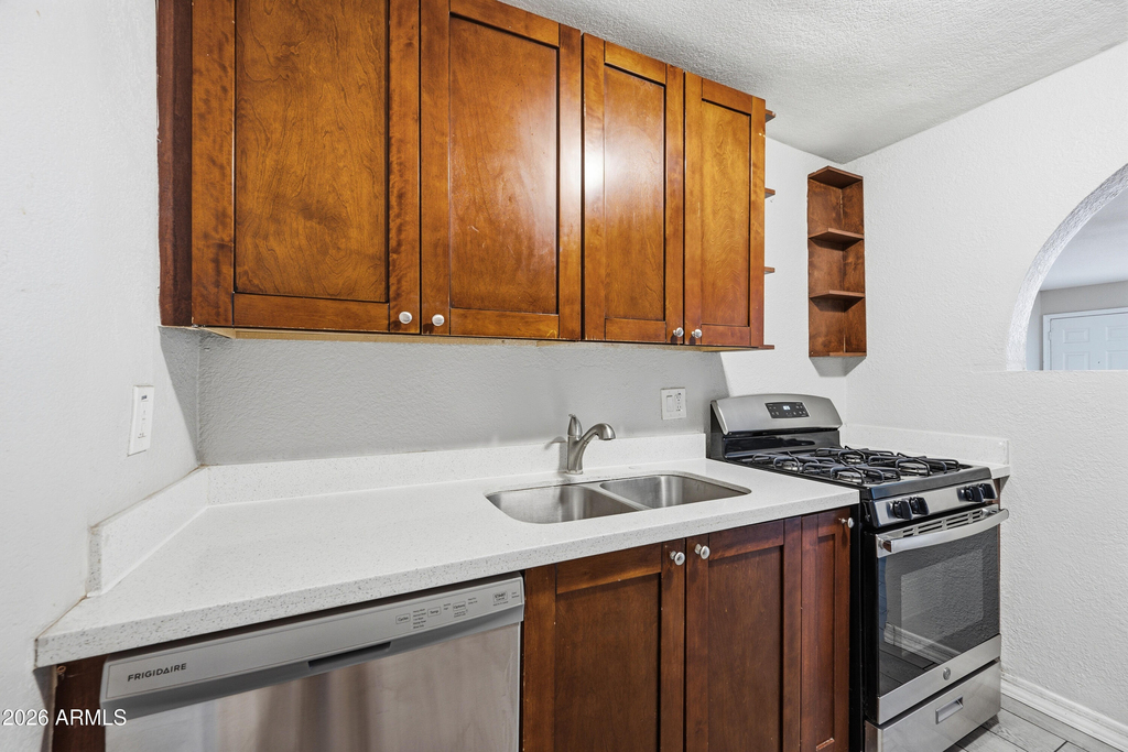 1229 E Mountain View Road - Photo 13